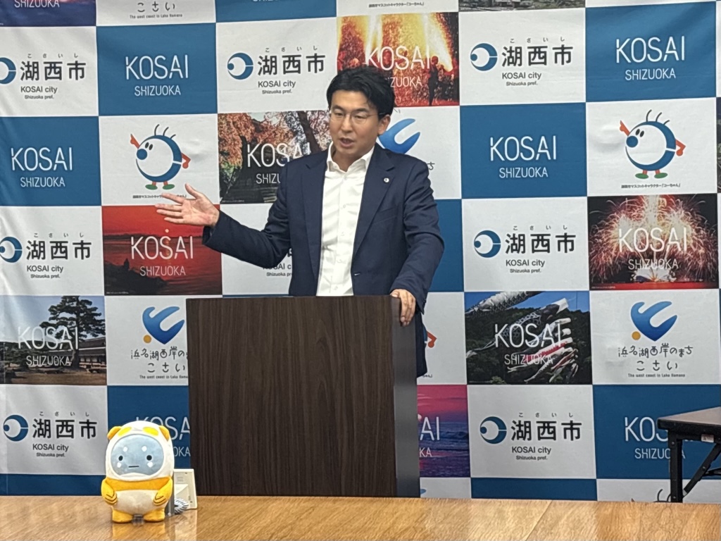 会見の様子